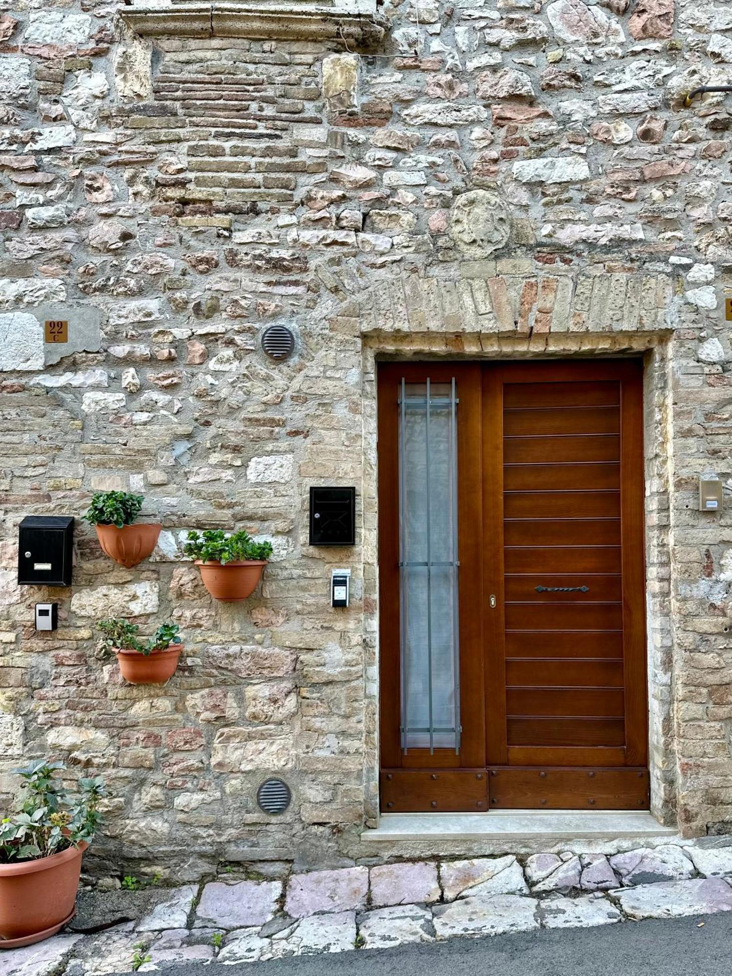 Apartament La Perla Di Tamara-Assisi Blu Zewnętrze zdjęcie